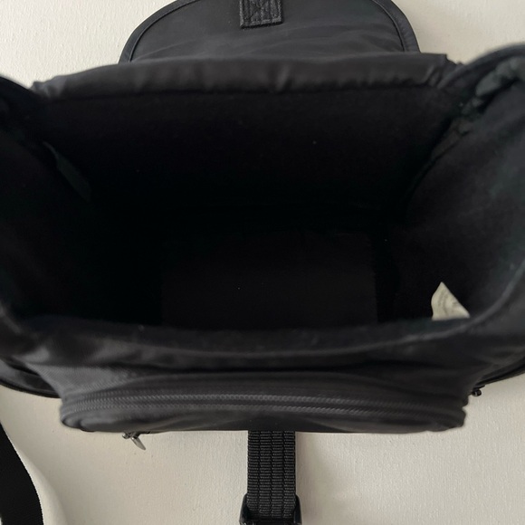 Targus Black Camera Bag for Men - Picture 10 of 10